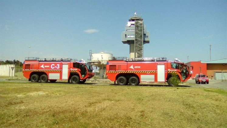 Nuevos camiones de bomberos del aeropuerto Seve Ballesteros