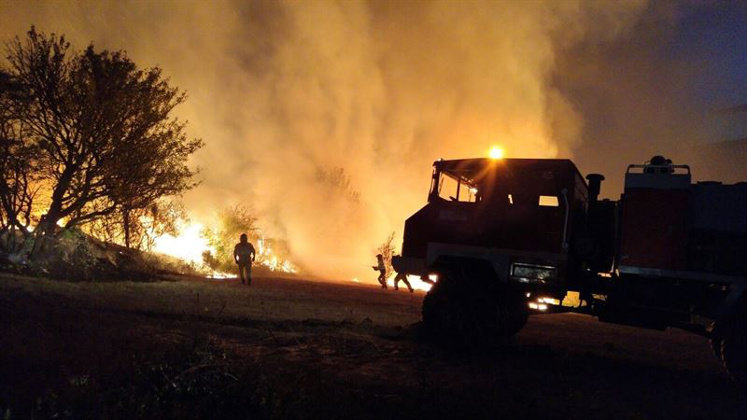 Los servicios de emergencias anti incendios convocan una huelga indefinida desde el 1 de julio