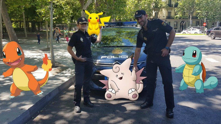 La Policía Nacional da consejos para jugra a Pokémon Go