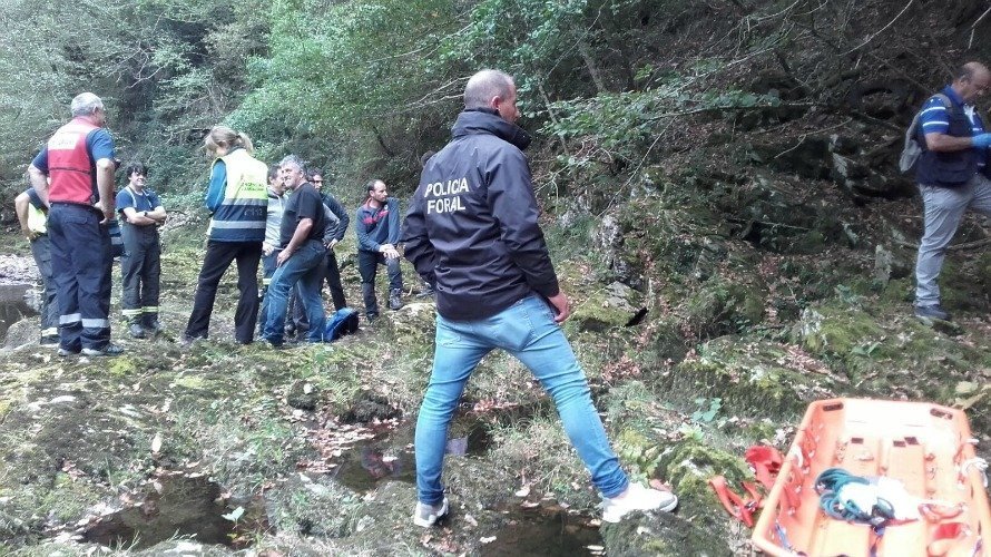 Asistencias médicas, bomberos y Policía Foral en Goizueta por la aparición del cadáver