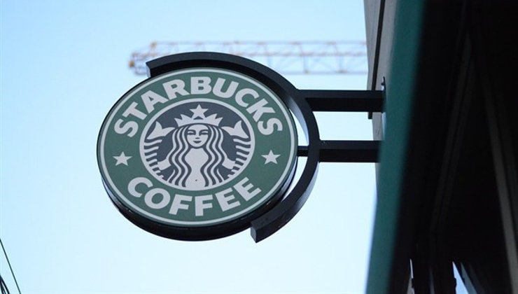 La compañía Starbucks aterriza en Santander