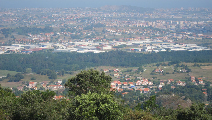 Según un informe de Ecologistas en Acción, 310.000 habitantes de Cantabria respiraron aire contaminado