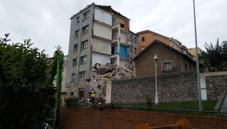 Estado en el que se encuentra actualmente el edificio derrumbado en Santander