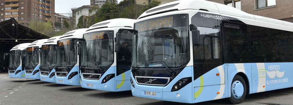 Autobuses de Santander en las cocheras del TUS