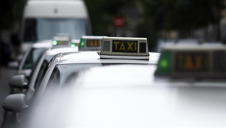 Un taxista podría recibir una multa por abusos sexuales