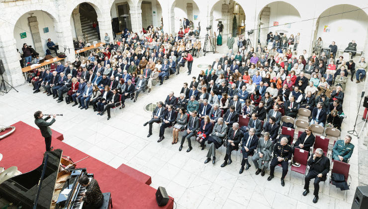 Acto del Día de la Constitución en el Parlamento de Cantabria