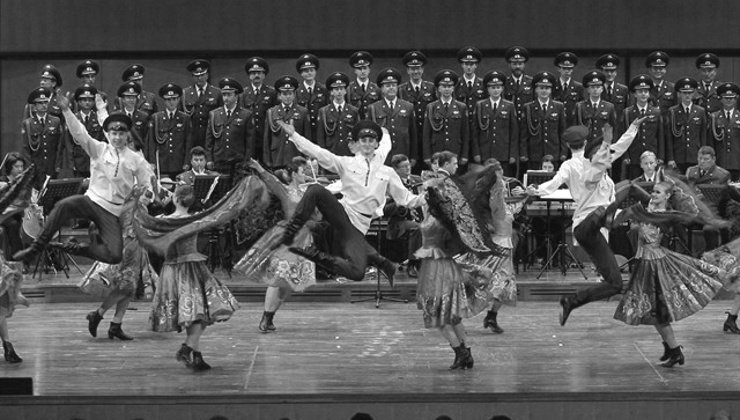 Coro, Ballet y Orquesta del Ejército Ruso de San Petesburgo