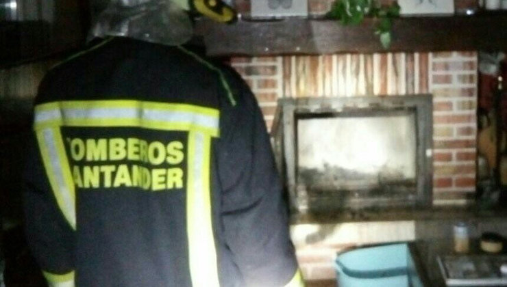 Bomberos de Santander han extinguido un incendio en Ribamontán al Monte