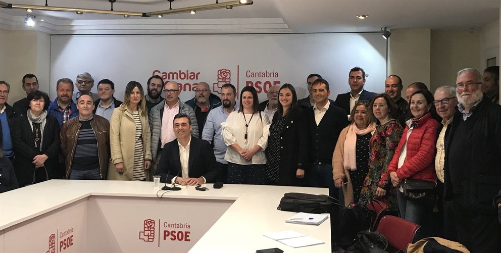 Presentación de la candidatura a las primarias del PSOE Cantabria de Rodrigo Cortés