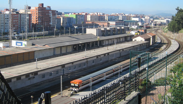 La conexión ferroviaria entre Santander y Torrelavega se suspenderá dos fines de semana