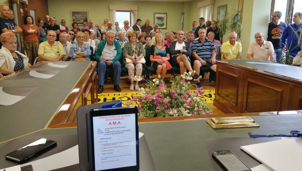 Reunión de AMA en el Ayuntamiento de Argoños