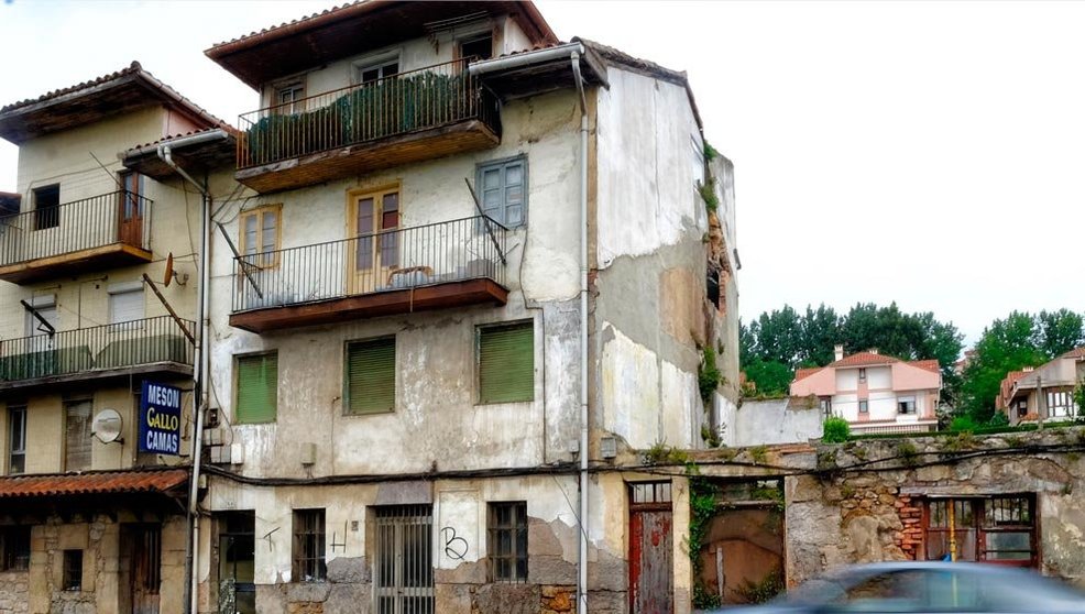El edificio de la calle Campogiro de Santander ha sido declarado en ruina