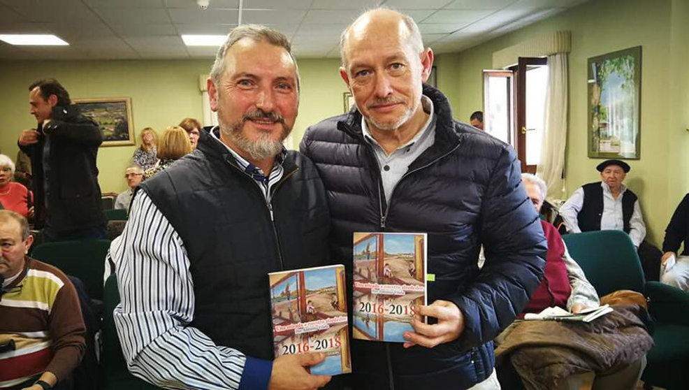 El autor del libro, Antonio Vilela, y el editor Luis Barquín
