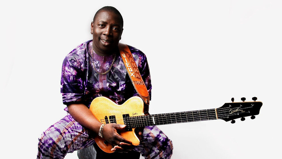 El guitarrista de blues africano Vieux Farka Touré