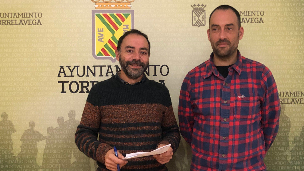Los concejales de ACpT, Alejandro Pérez e Iván Martínez