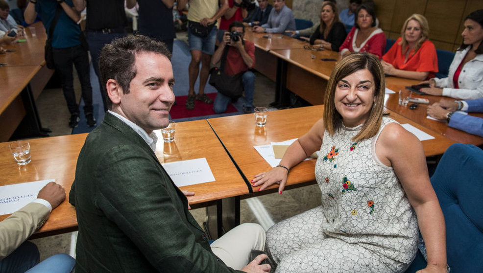 El secretario general del PP, Teodoro García Egea, y la presidenta del PP de Cantabria, María José Sáenz de Buruaga, durante el Comité Ejecutivo Regional | Foto: PP