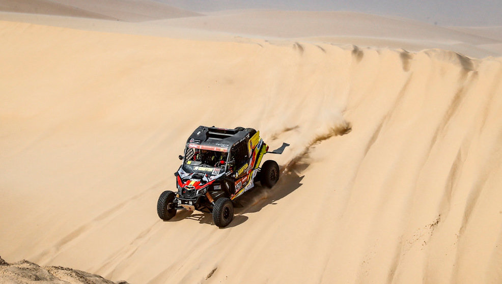 Chus Puras se encuentra ya en la sexta posición del Rally Dakar 2020