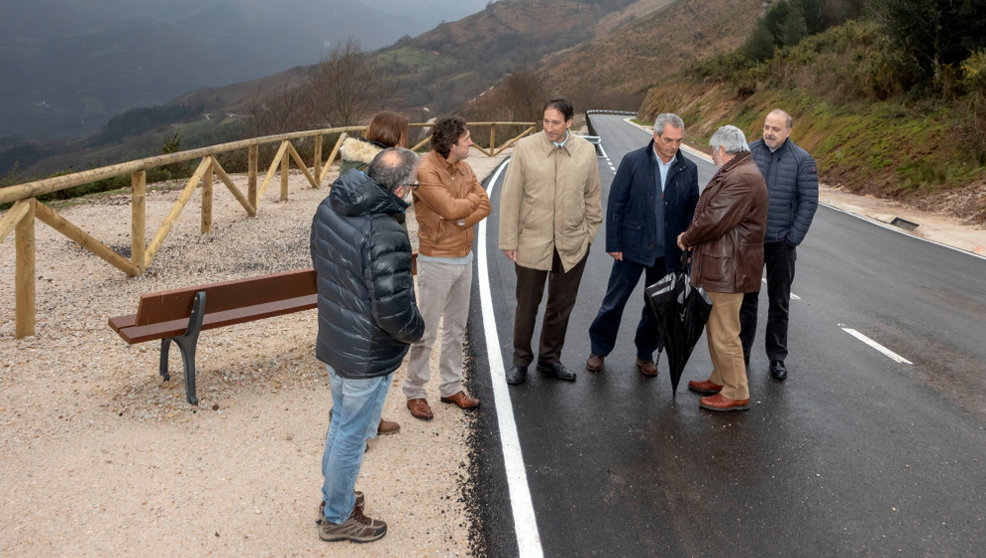 Imagen de la inauguración del acceso al Soplao desde Celis