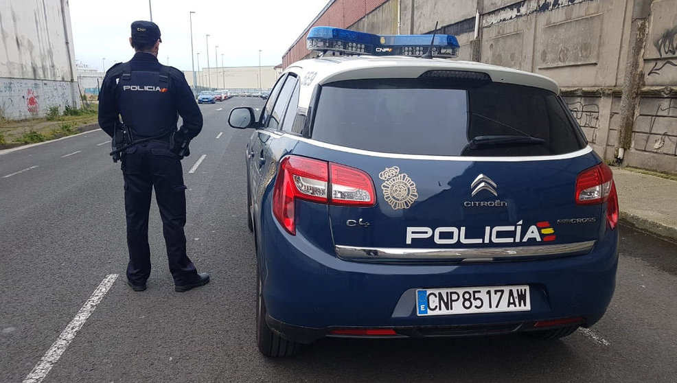 Control de la Policía Nacional en Cantabria