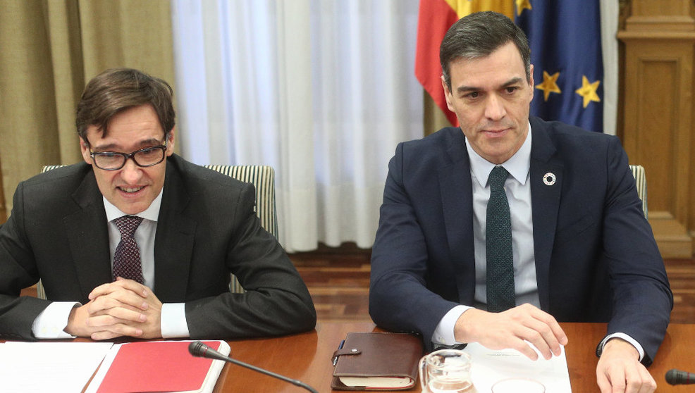 El ministro de Sanidad, Salvador Illa, y el presidente del Gobierno, Pedro Sánchez