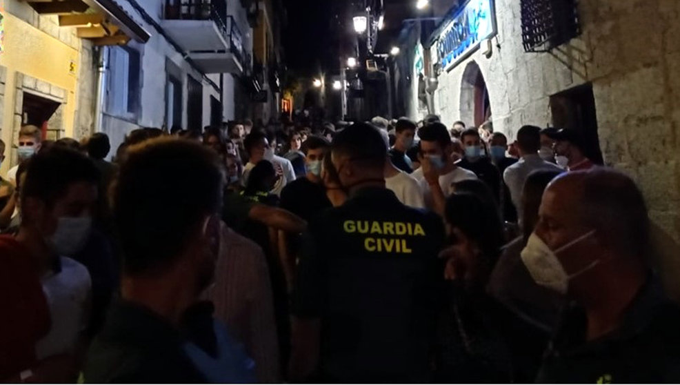 La Guardia Civil vigila que se cumplan las normas en Laredo | Foto: Guardia Civil