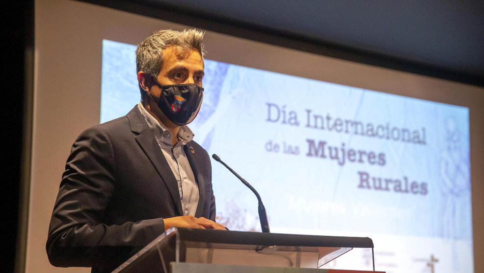 El vicepresidente de Cantabria, Pablo Zuloaga, durante el acto por el Día Internacional de las Mujeres Rurales