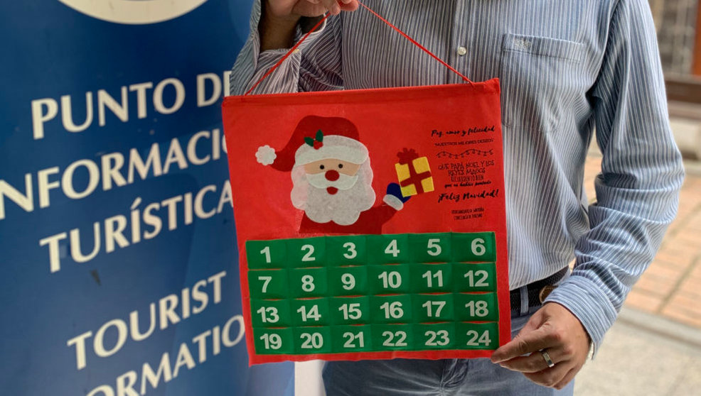 Calendario de adviento repartido por Santoña
