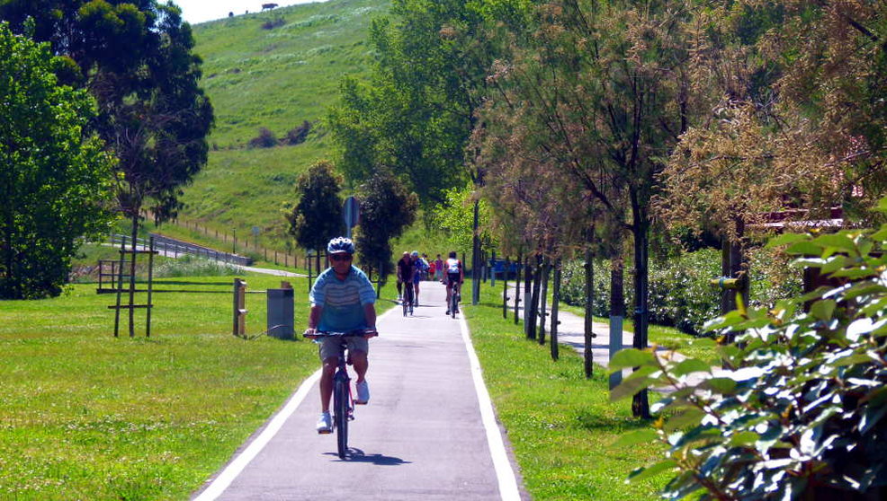 El recorrido en bicicleta de Suances a Barros permite disfrutar de los rincones más bellos de la Comarca del Besaya