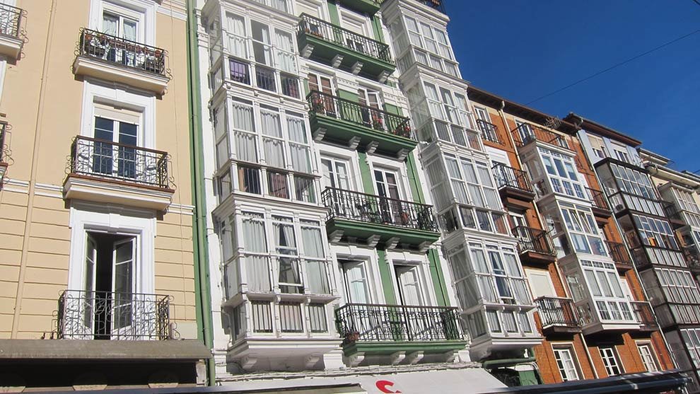 La Justicia ha reconocido atribuciones a los aparejadores que hasta ahora negaba el Gobierno de Cantabria en materia de vivienda
