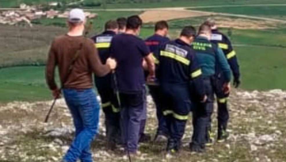 Imagen del rescate de un parapentista en el norte de la provincia de Palencia