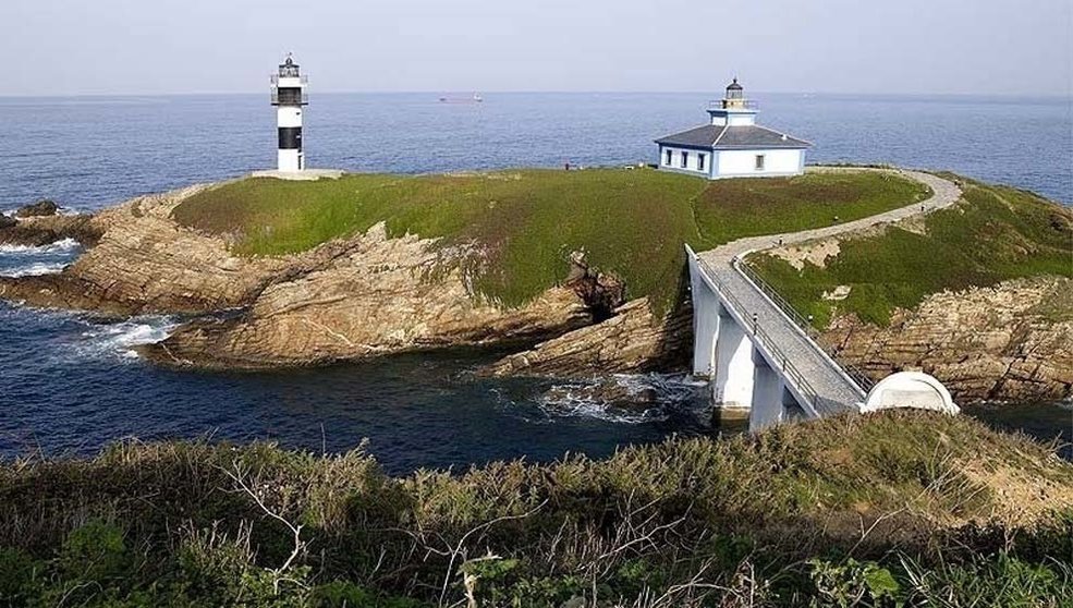 Faro de la Isla Pancha | Foto: Turismo de Galicia