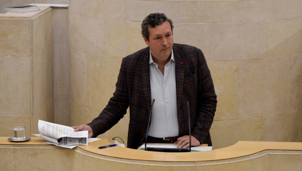 El portavoz del PP en el Parlamento de Cantabria, Íñigo Fernández | Foto: edc