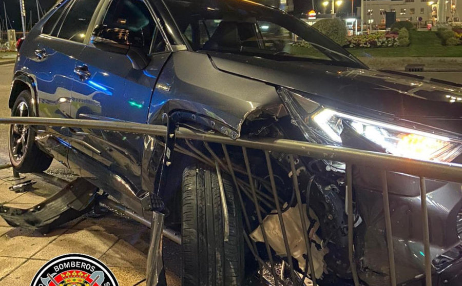 Accidente de coche | Foto: Bomberos de Santander
