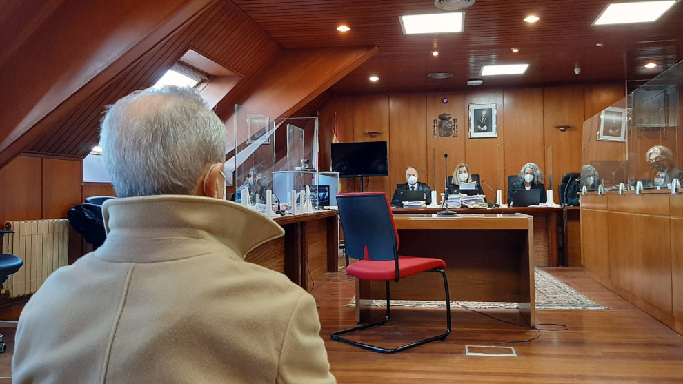El expresidente de la Federación Cántabra de Fútbol Alberto Vilar en el juicio contra él por presunta apropiación indebida de fondos de la entidad