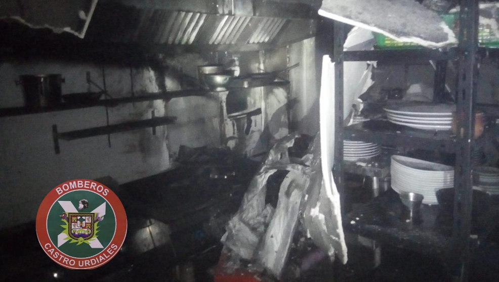 Incendio de cocina en comercio de hostelería en Castro Urdiales