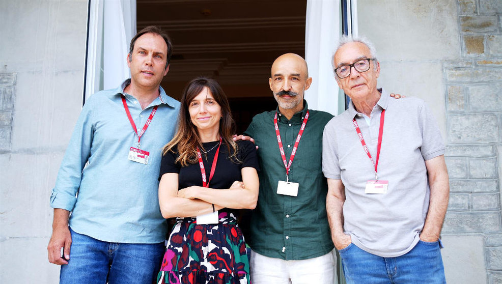 De dcha a izda los escritores Juan José Millás, Jesús Carrasco y Laura Ferrero, junto al psicólogo Raúl Gómez, que participan en un curso en la UIMP
