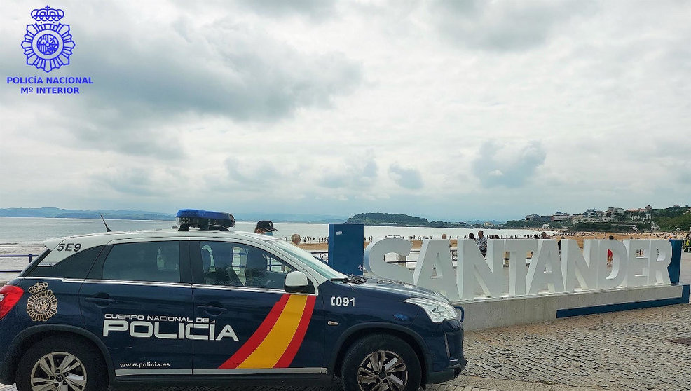Coche de Policia en Santander
