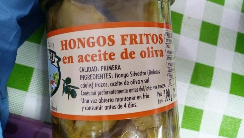 Bote de hongos fritos en aceite de oliva de la marca El Agricultor | Foto: AESAN