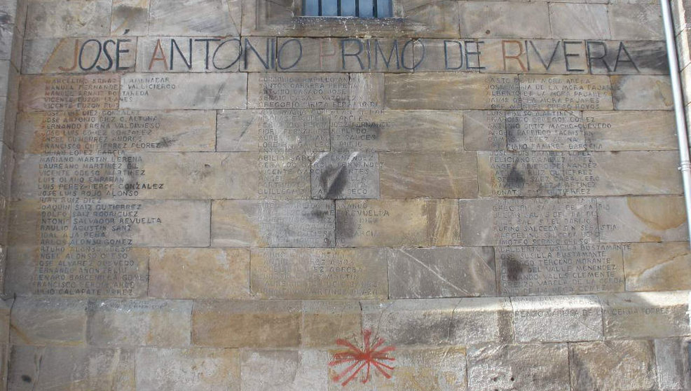 Muro de la Iglesia de San Sebastián, en Reinosa | Foto: Wikipedia