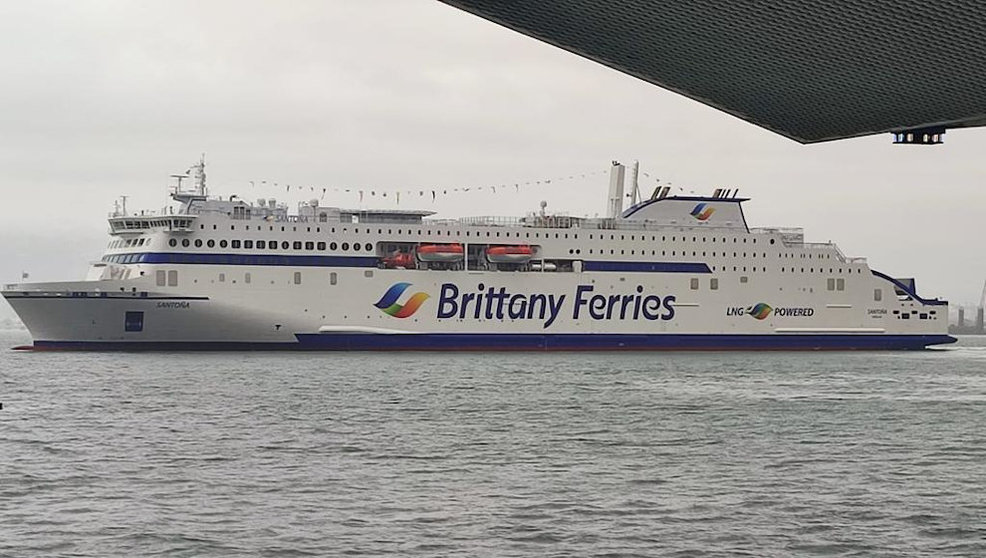 El buque de Brittany Ferries en Santoña