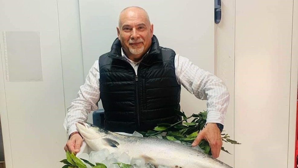 El primer salmón de Cantabria se subastará este domingo