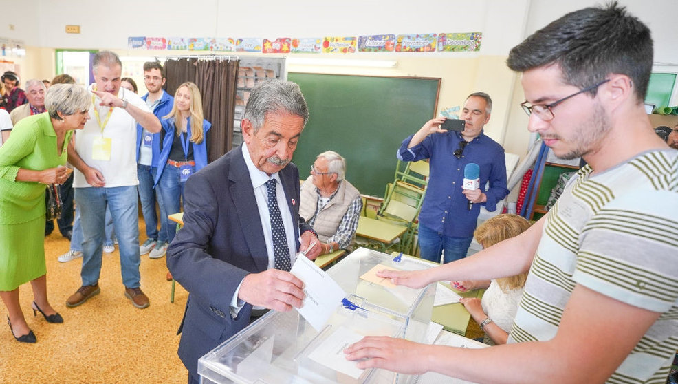 El presidente de Cantabria y candidato a la reelección por el PRC, Miguel Ángel Revilla 