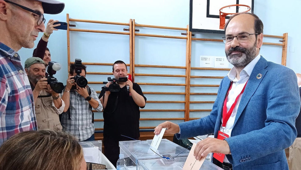El candidato a alcalde de Torrelavega por el PSOE, José Luis Urraca
