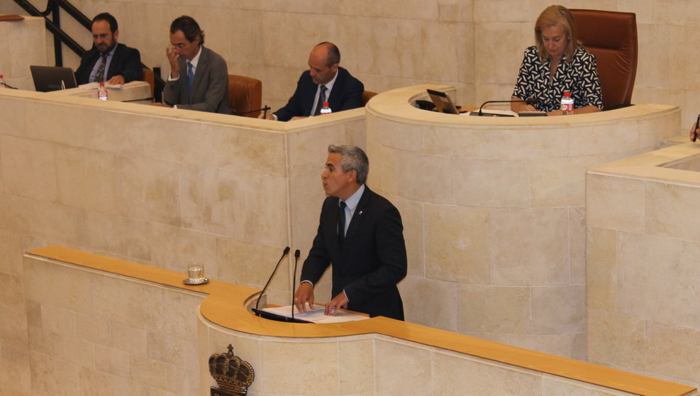 Pablo Zuloaga, en su intervención durante el debate de investidura | Foto: edc