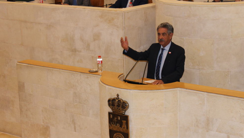Miguel Ángel Revilla durante su intervención en el debate de investidura | Foto: edc