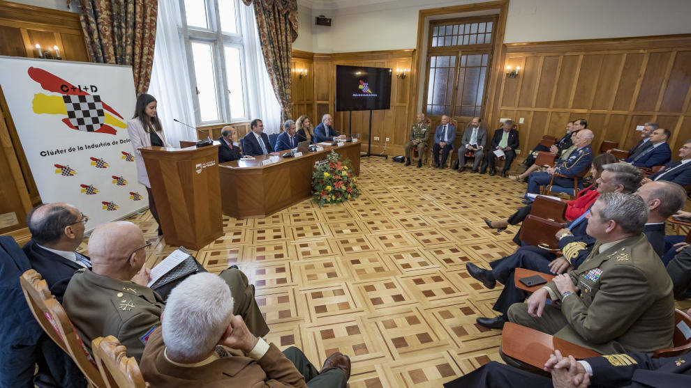 Reunión del Consejo Asesor del Clúster de la Industria de la Defensa en el Palacio de la Magdalena de Santander