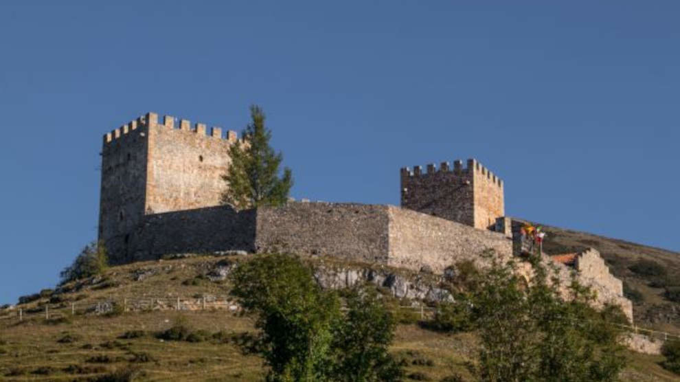Castillo de San Vicente de Argüeso | Foto: Turismo de Cantabria