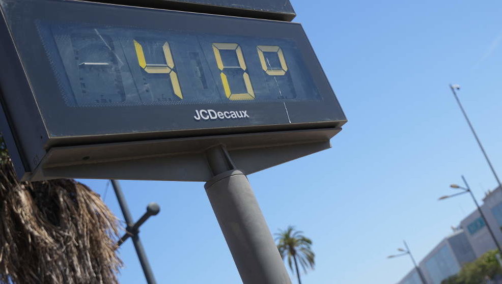 Los termómetros en Santander superan los 40 grados