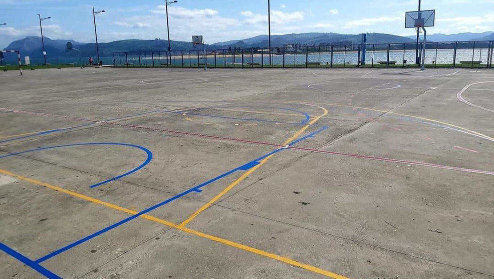 Pistas de baloncesto de Santoña | Foto: Andrés Peña (Facebook)