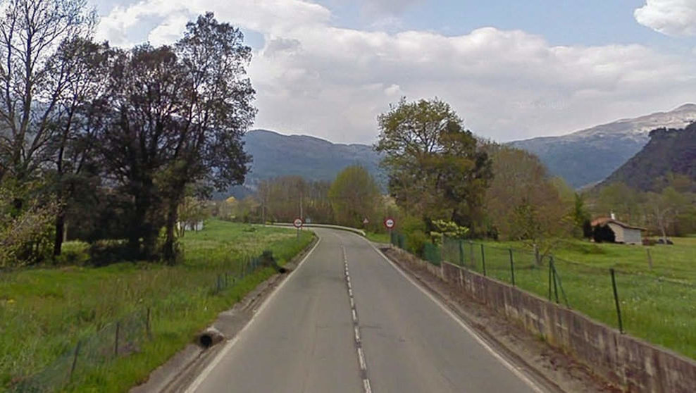 Carretera autonómica Cantabria. Obras de mejoras en infraestructuras. Paseo peatonal